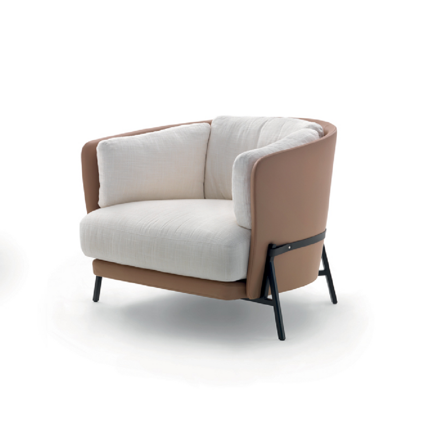 Curved Lounge Armchair | Arflex Cradle