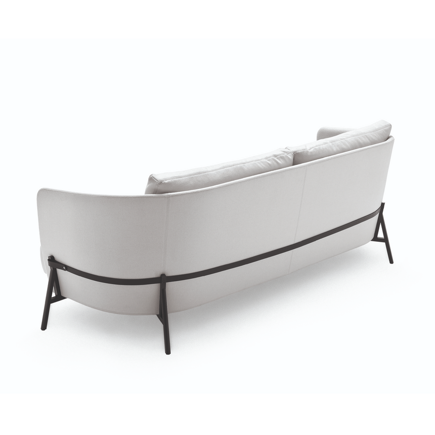 Neutral Toned Minimalist Sofa | Arflex Cradle | Italianfurniture.com