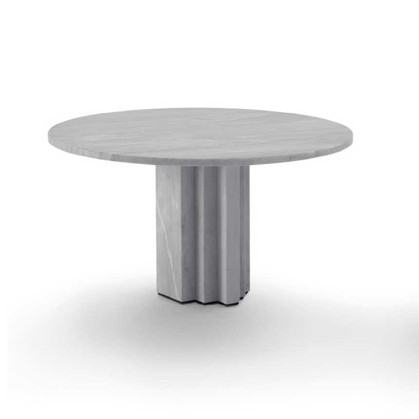 Outdoor Stone Coffee Table | Arflex Scalea | italianfurniture.com