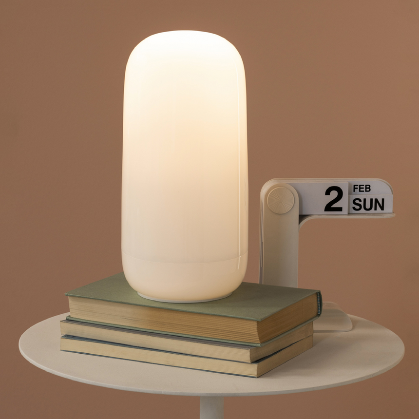 White Portable Table Lamp | Artemide Gople | Italianfurniture.com