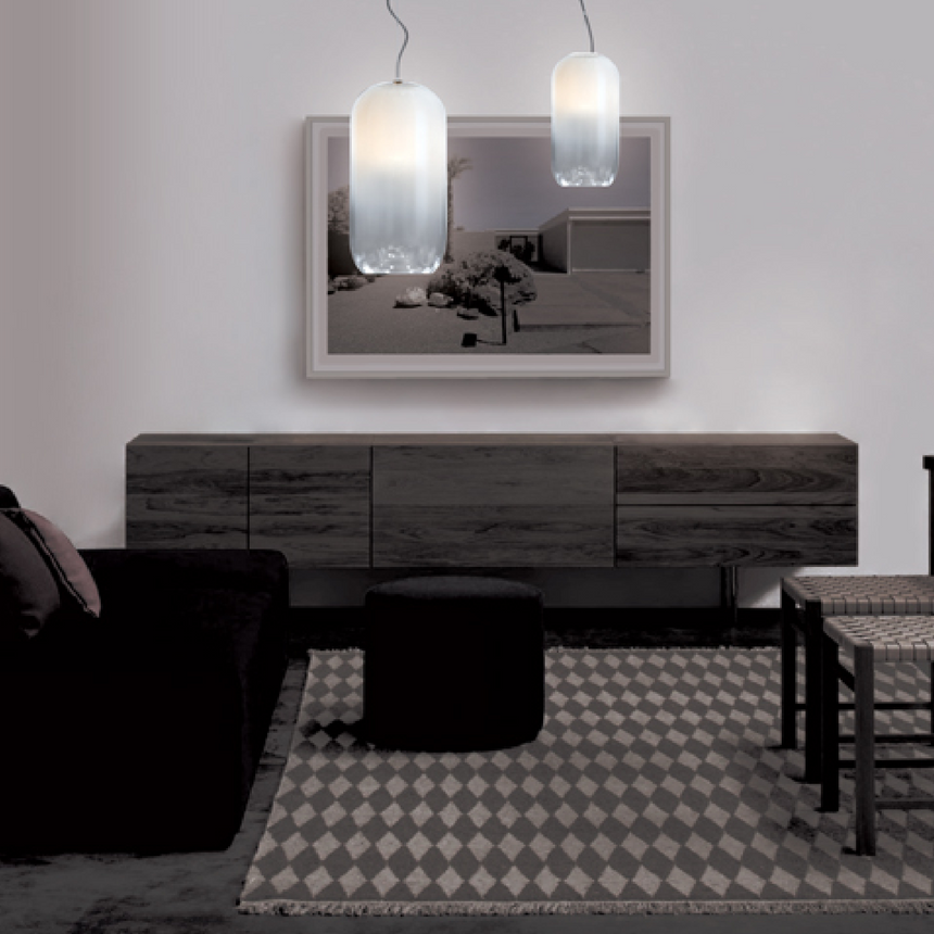 Pill-Shaped Glass Pendant Lamp | Artemide Gople | Italianfurniture.com