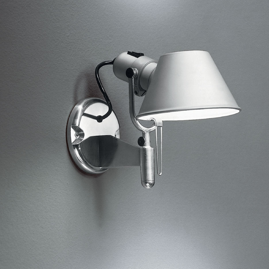 Classic Spot Wall Lamp | Artemide Tolomeo | Italianfurniture.com