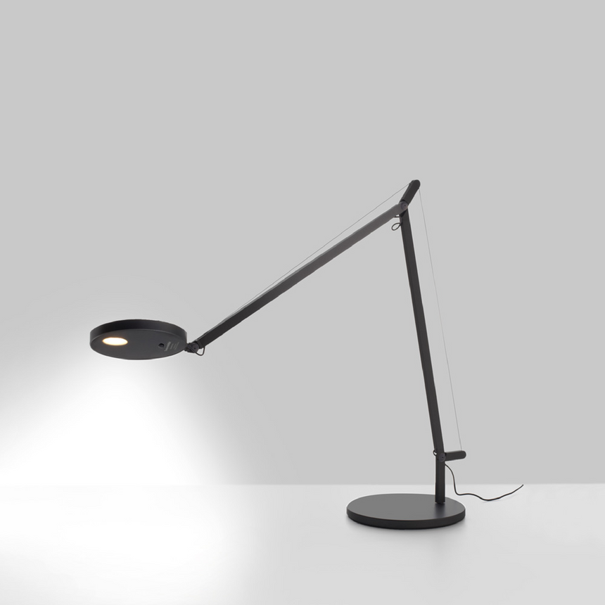 Classic Base Aluminum Table Lamp | Artemide Demetra | Italianfurniture.com