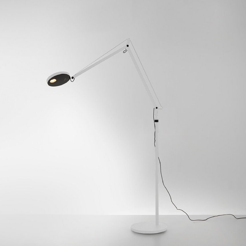 Classic Base Aluminum Floor Lamp | Artemide Demetra | Italianfurniture.com