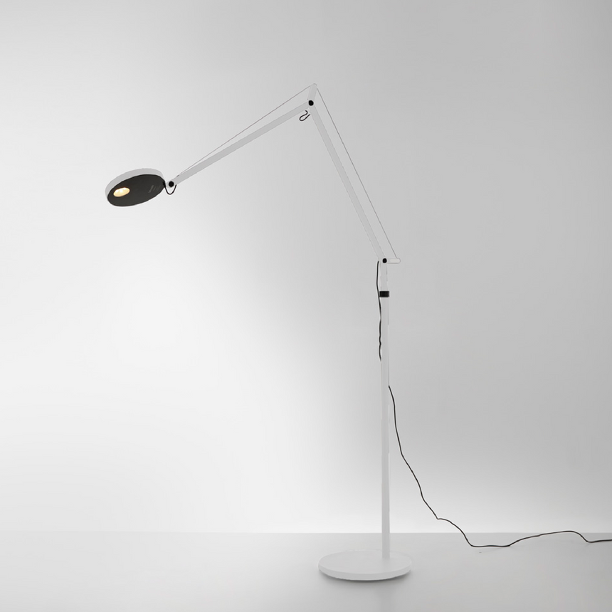 Classic Base Aluminum Floor Lamp | Artemide Demetra | Italianfurniture.com