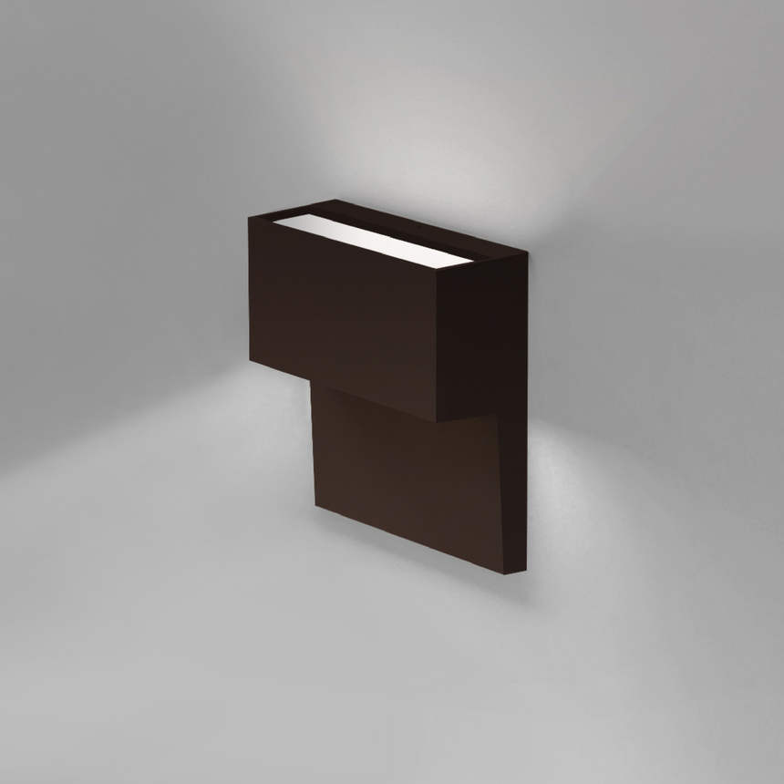Cast Aluminum Wall Lamp | Artemide Piano | Italianfurniture.com