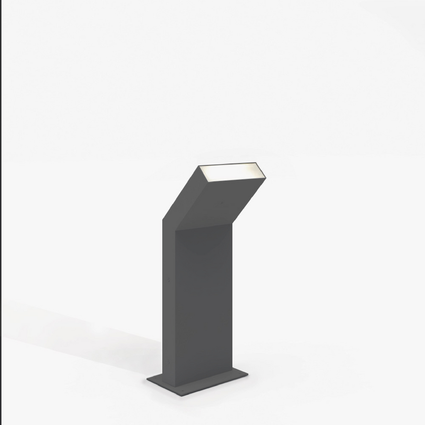 Angled Outdoor Floor Lamp | Artemide Chilone | ItalianFurniture.com