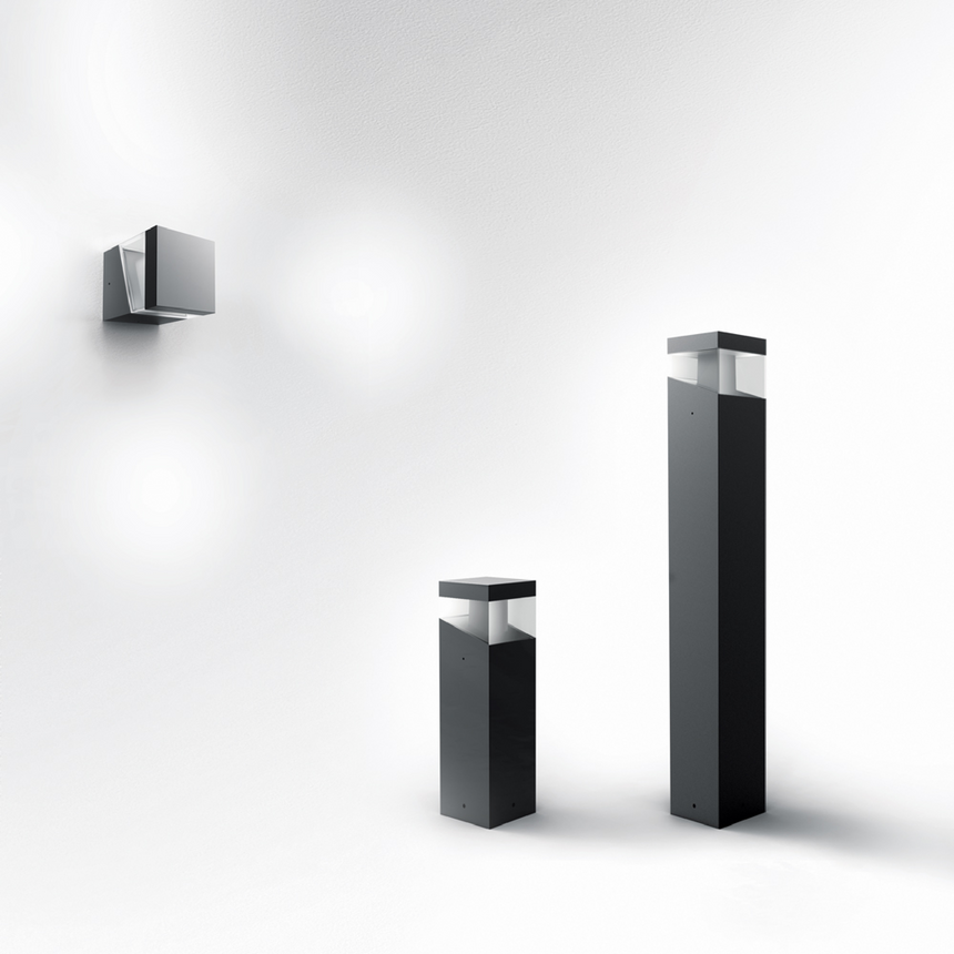 Black Square Outdoor Wall Lamp | Artemide Tetragono | Italianfurniture.com