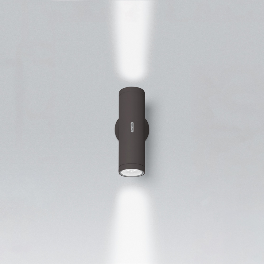 Aluminum Outdoor Wall Lamp S | Artemide Calumet | Italianfurniture.com