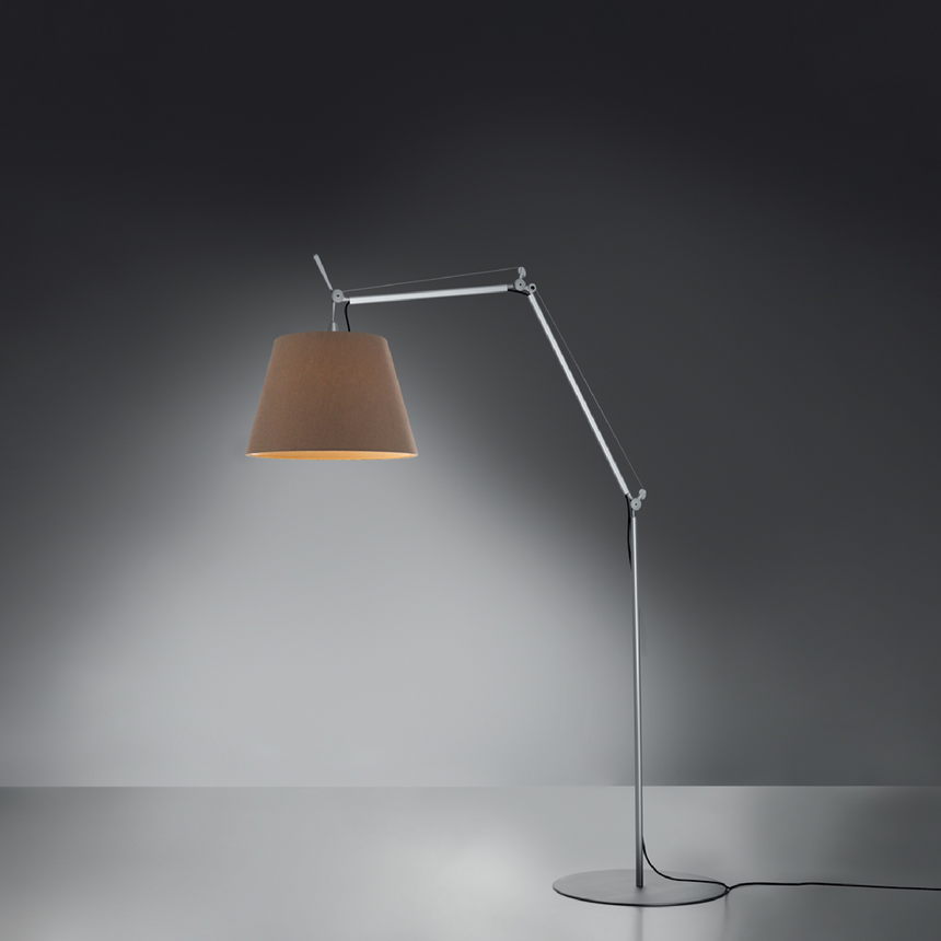 Empire Shade Mega Outdoor Floor Lamp | Artemide Tolomeo