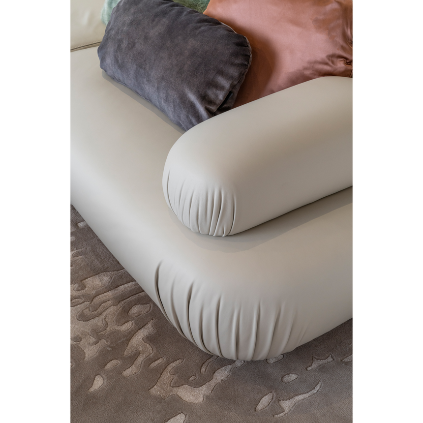 Draped Leather Sofa | Bizzotto Italia Grand Pliage | Italianfurniture.com