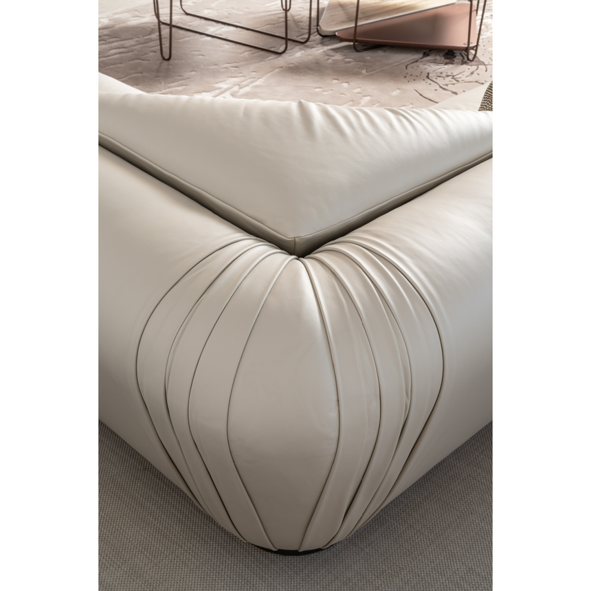 Draped Leather Sofa | Bizzotto Italia Grand Pliage | Italianfurniture.com