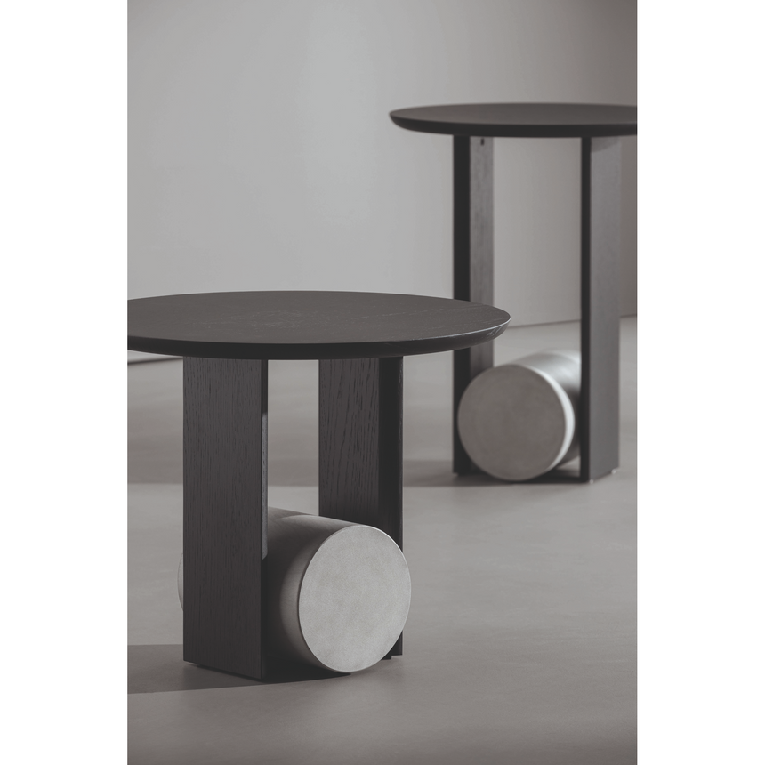 Cylindrical Concrete Base Coffee Table | Bonaldo Element | ItalianFurniture.com
