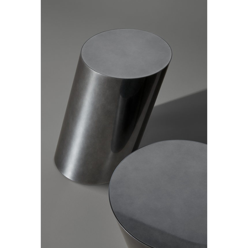 Tilted Base Coffee Table | Bonaldo Pisa / Monolith