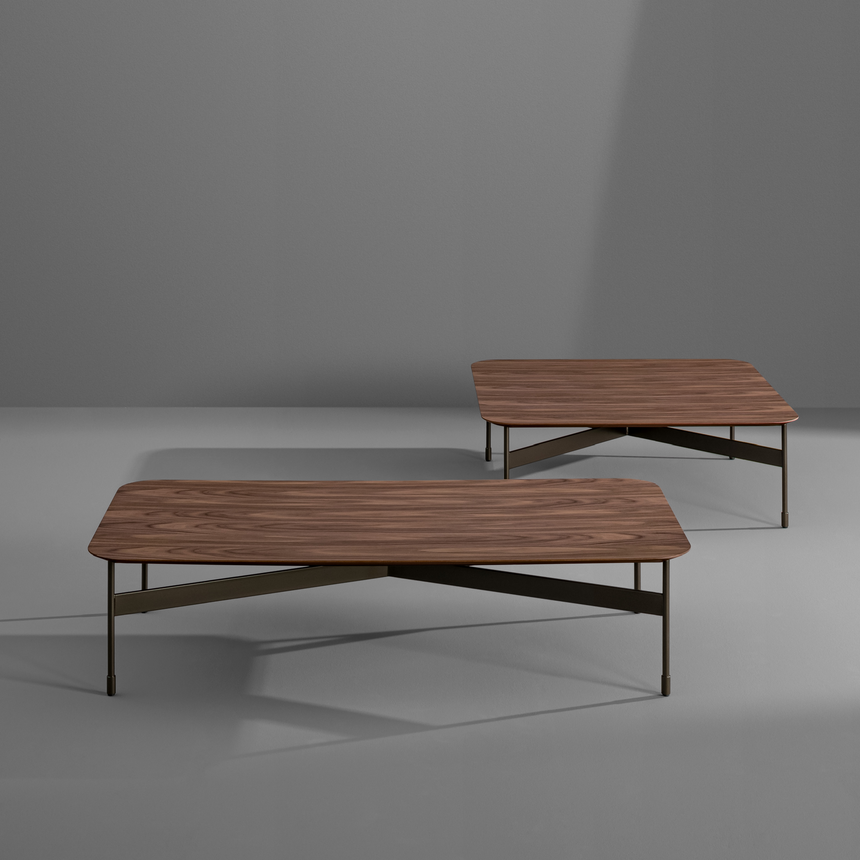 Veneered Wood Coffee Table | Bonaldo Peak | Italianfurniture.com