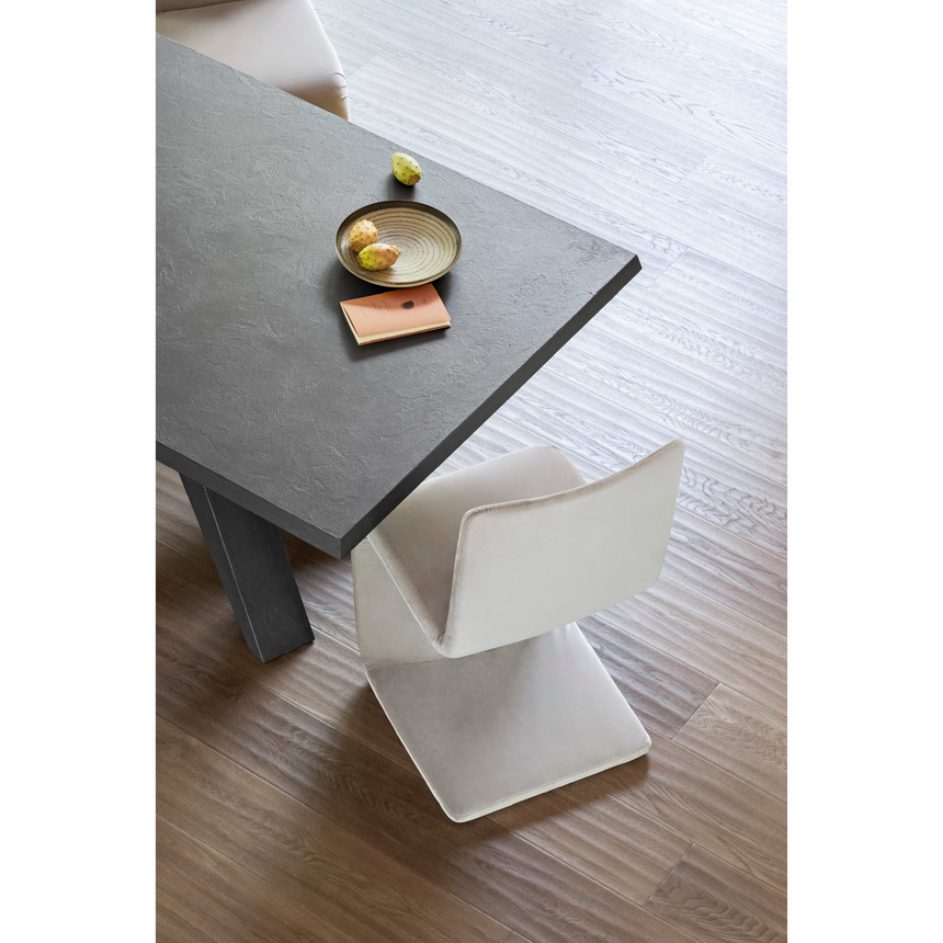 Cantilevered Dining Chair | Bonaldo Venere | Italianfurniture.com