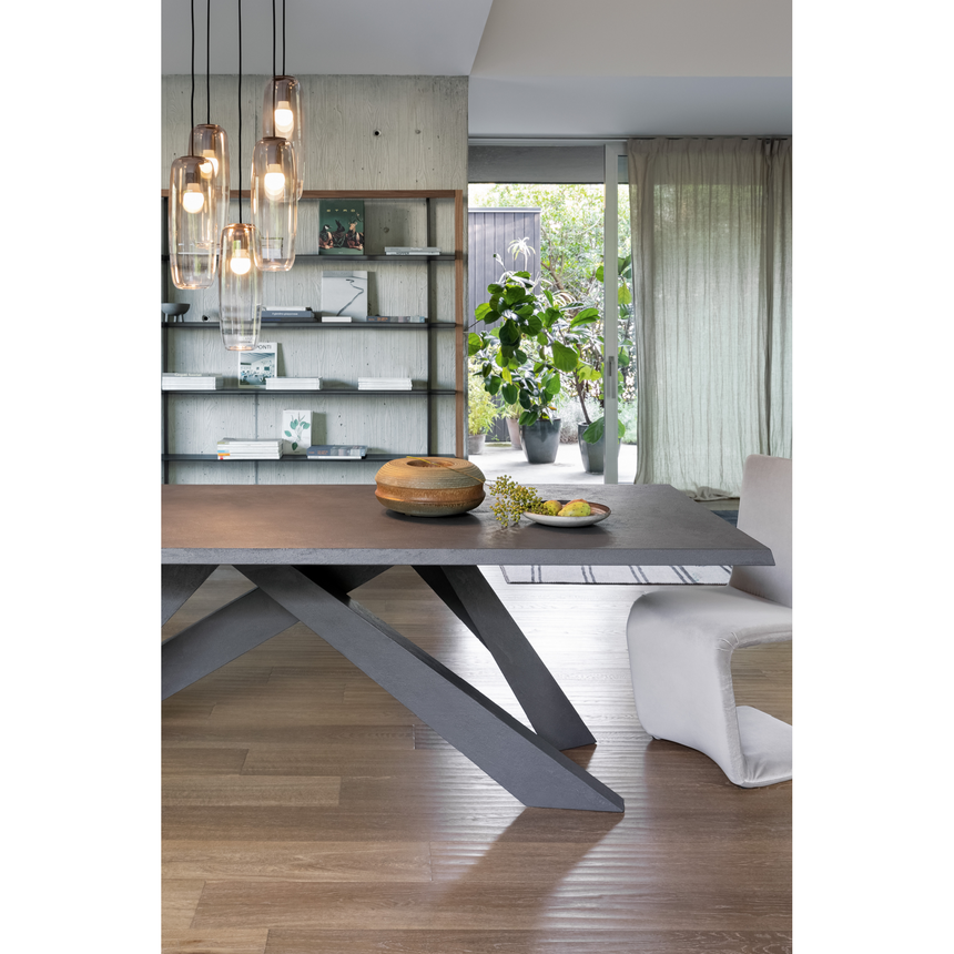 Cantilevered Dining Chair | Bonaldo Venere | Italianfurniture.com