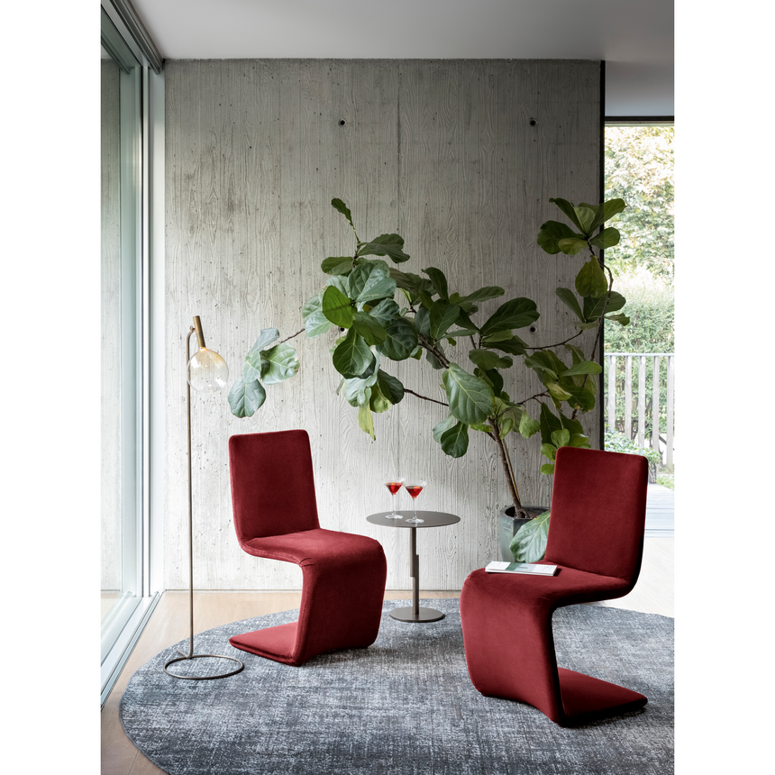 Cantilevered Dining Chair | Bonaldo Venere | Italianfurniture.com