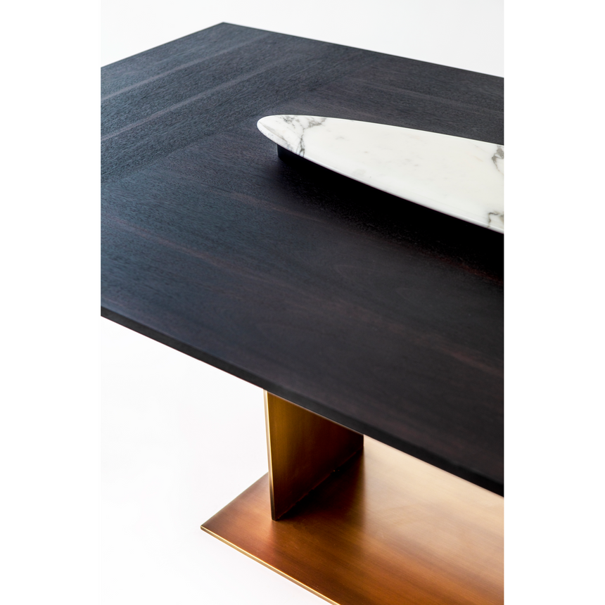 Chamfered Edged Dining Table | Casa Casati Berlino | Italianfurniture.com