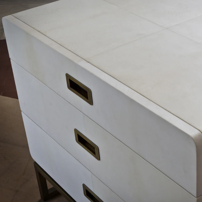 3-Drawer Leather Bedside Table I Casa Casati Vincenza | Italianfurniture.com