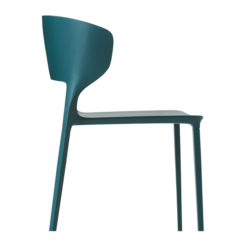 Ergonomic Stackable Outdoor Dining Chair | Desalto Koki | Italianfurniture.com
