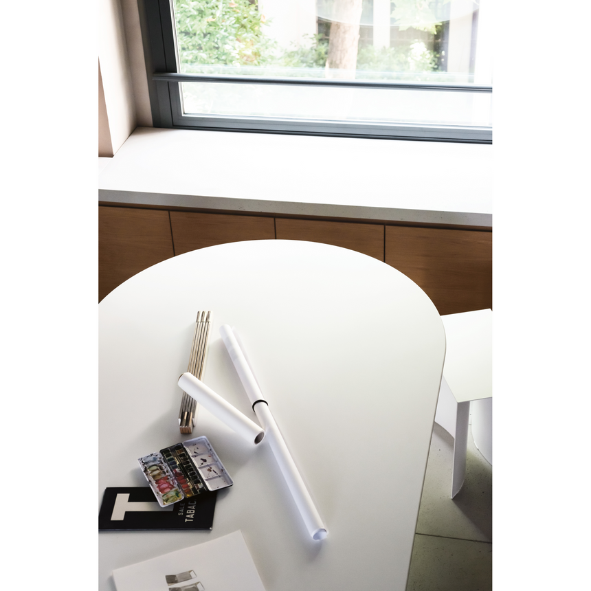 Cylindrical Base Dining Table | Desalto MM8 | Italianfurniture.com