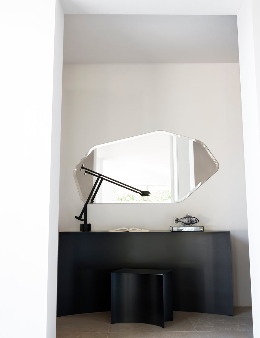 Carved Out Wall Console Table | Desalto Void | Italianfurniture.com