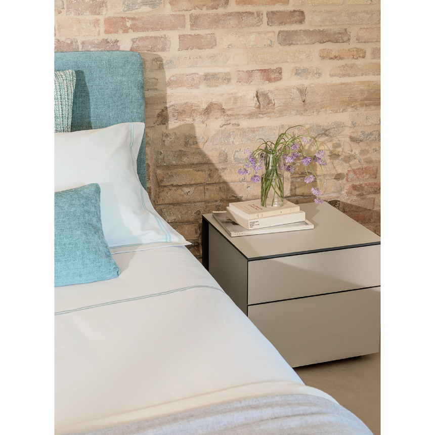 Scratch-Resistant 2-Drawer Nightstand | Flou Juta | Italianfurniture.com
