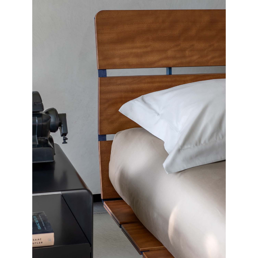 Slatted Wooden Bed | Flou Tadao | Italianfurniture.com