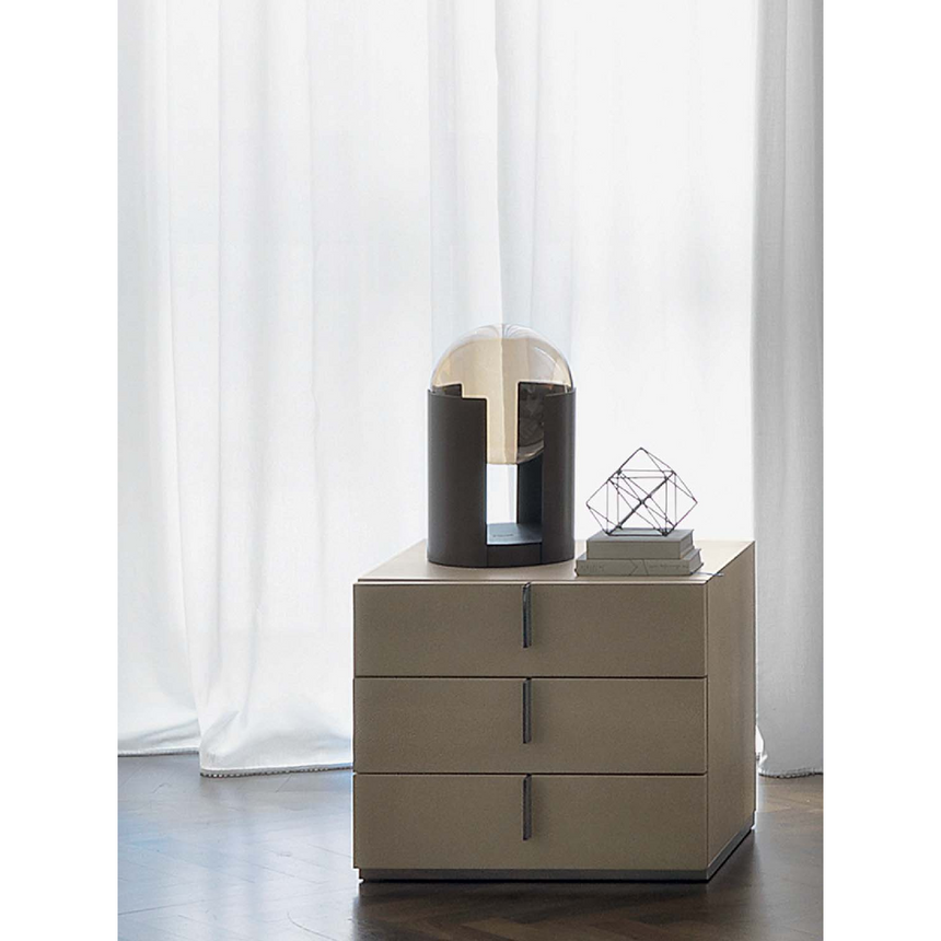 Matte Lacquered Nightstand | Flou Ari | Italianfurniture.com