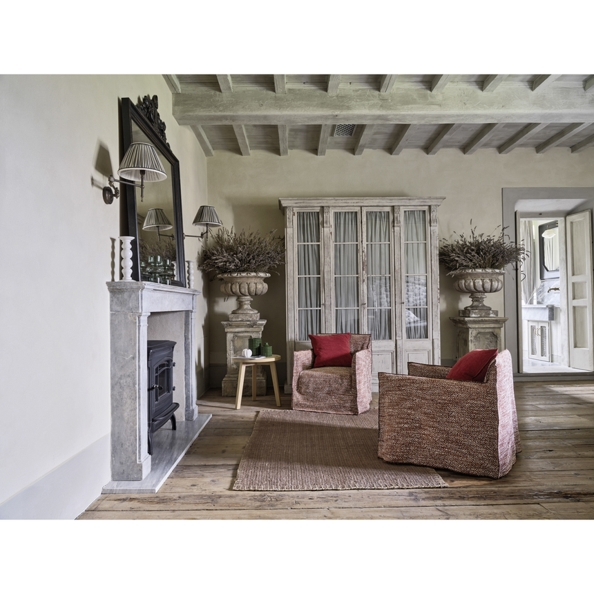 Natural White Lino Armchair | Gervasoni Ghost | ItalianFurniture.com