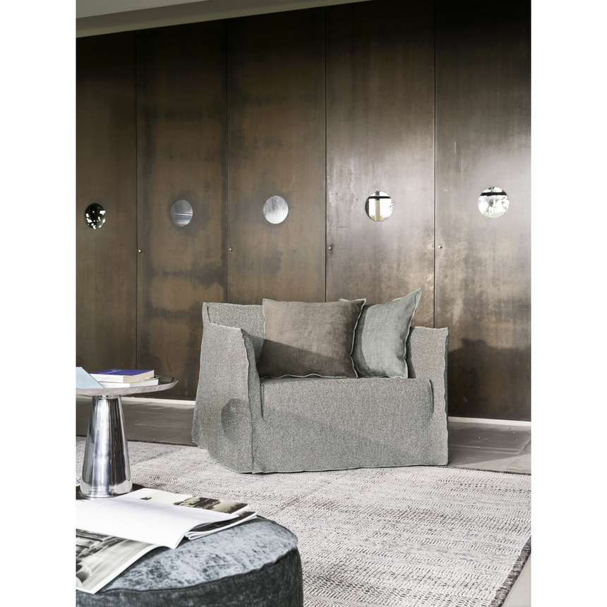 Natural White Lino Armchair | Gervasoni Ghost | ItalianFurniture.com