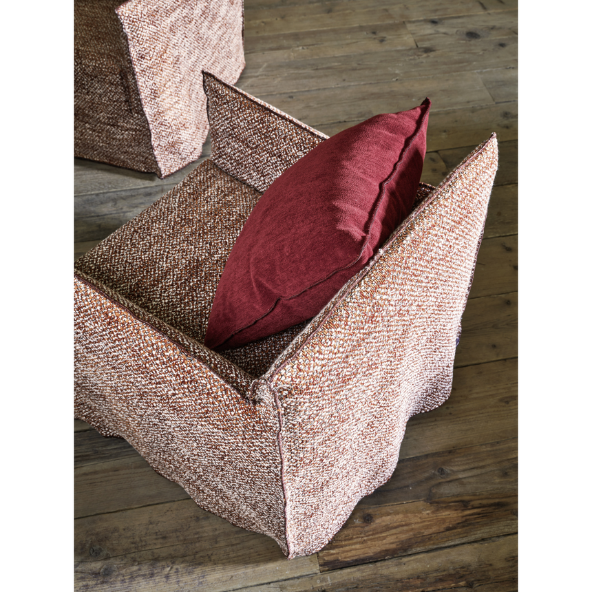 Natural White Lino Armchair | Gervasoni Ghost | ItalianFurniture.com