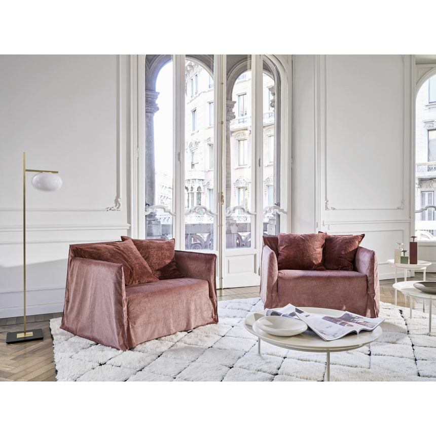 Natural White Lino Armchair | Gervasoni Ghost | ItalianFurniture.com