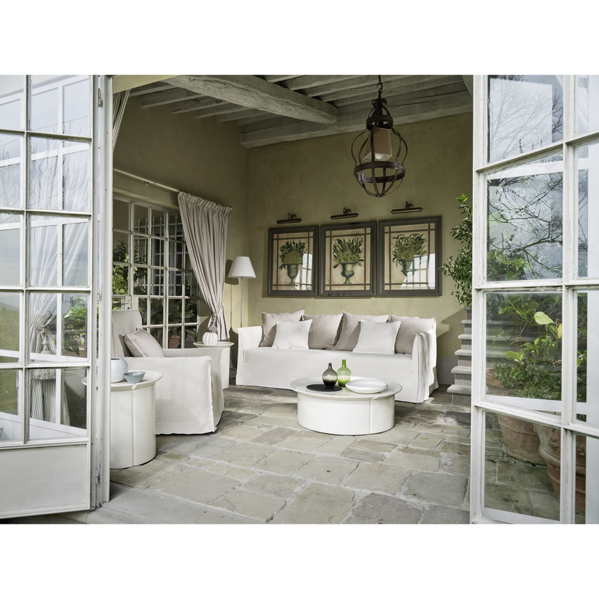 Natural White Lino Sofa | Gervasoni Ghost | ItalianFurniture.com