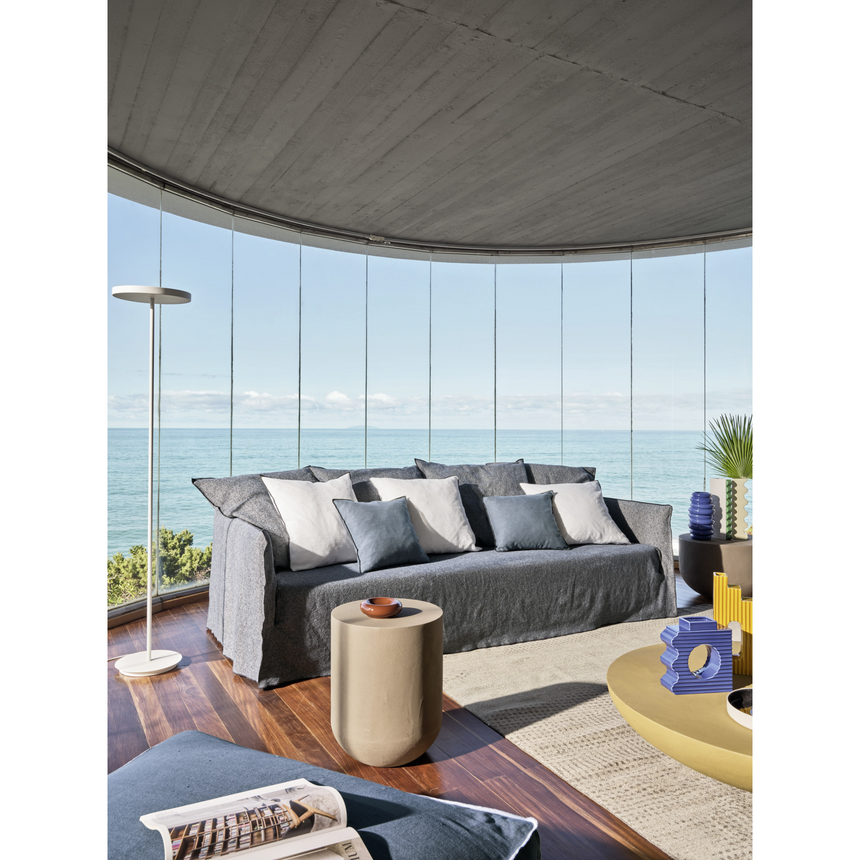 Natural White Lino Sofa | Gervasoni Ghost | ItalianFurniture.com