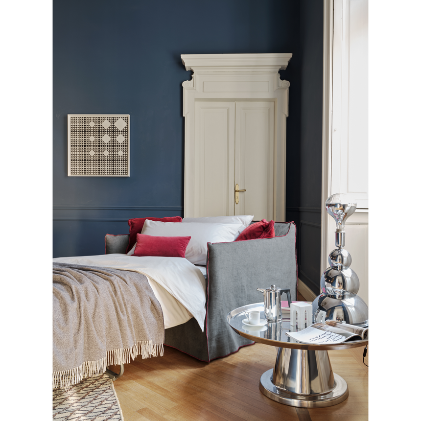 Natural White Lino Sofa Bed | Gervasoni Ghost | ItalianFurniture.com