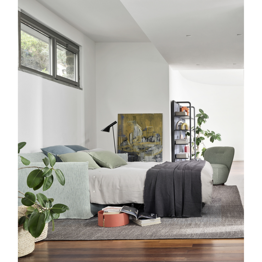 Natural White Lino Sofa Bed | Gervasoni Ghost | ItalianFurniture.com