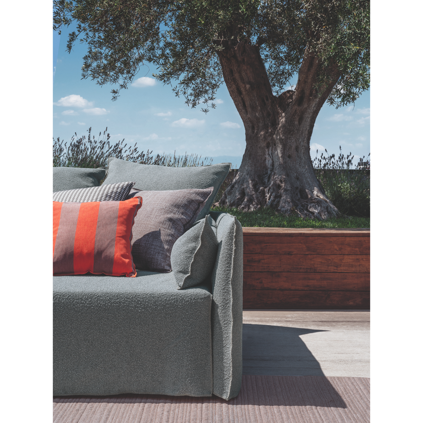 Aspen Outdoor Sofa | Gervasoni Ghost | ItalianFurniture.com