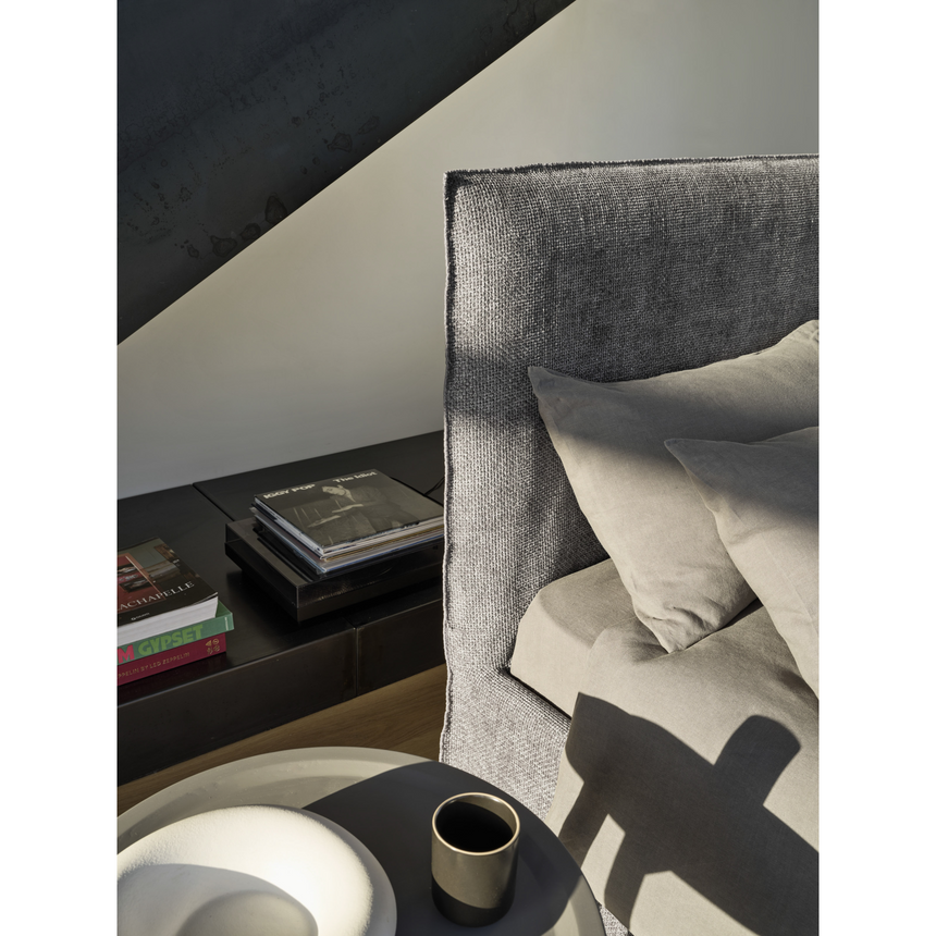 Three-legged Round Side Table | Gervasoni Gray | ItalianFurniture.com