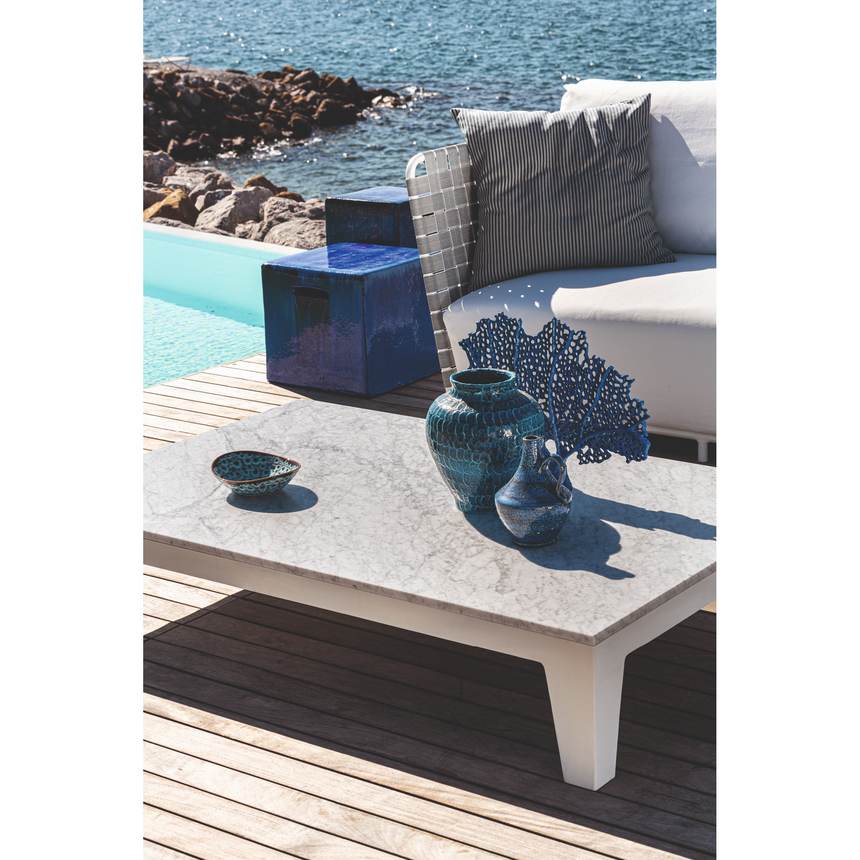 Cubic Concrete Side Table | Gervasoni Inout | ItalianFurniture.com