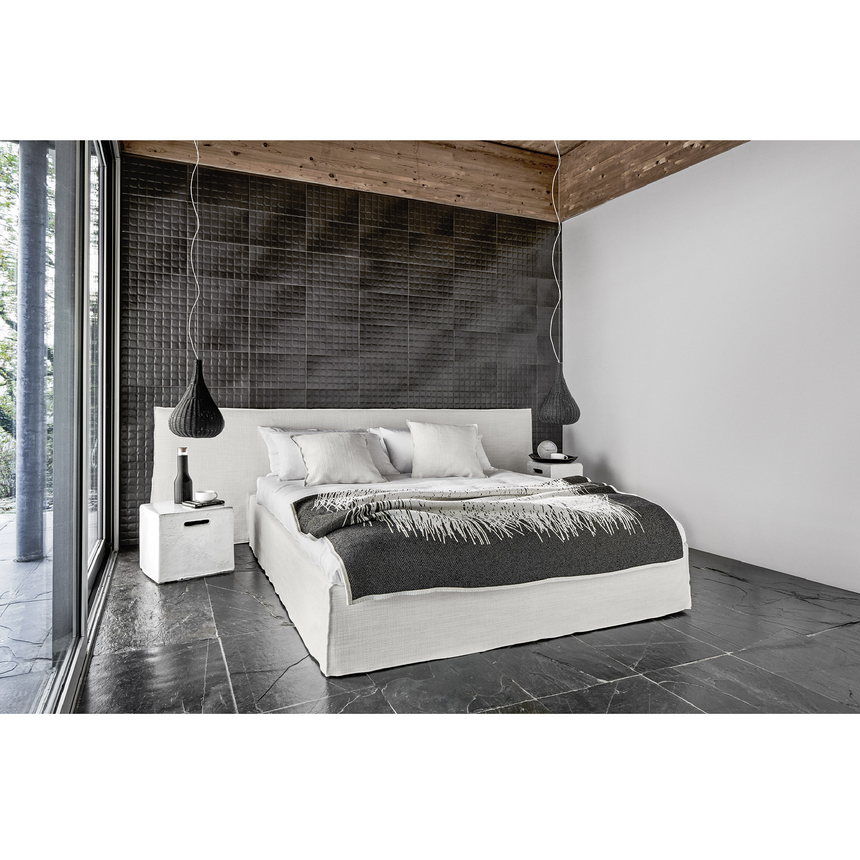 Cubic Concrete Side Table | Gervasoni Inout | ItalianFurniture.com