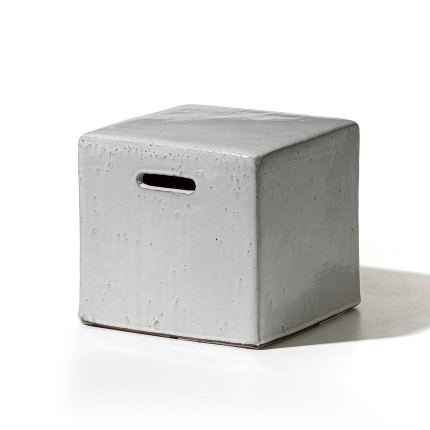 Cubic Concrete Side Table | Gervasoni Inout | ItalianFurniture.com
