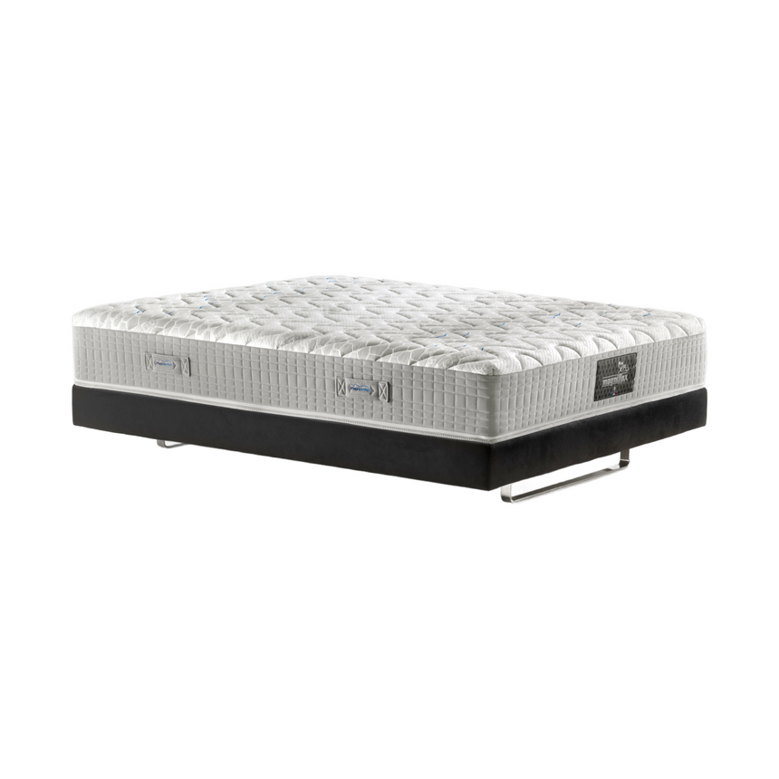 Thermoregulating Checkered Mattress | Magniflex Magnistretch 12 | Italianfurniture.com