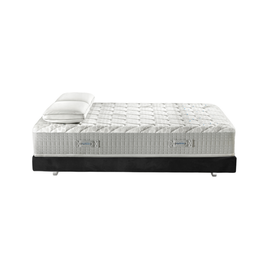 Thermoregulating Checkered Mattress | Magniflex Magnistretch 12 | Italianfurniture.com
