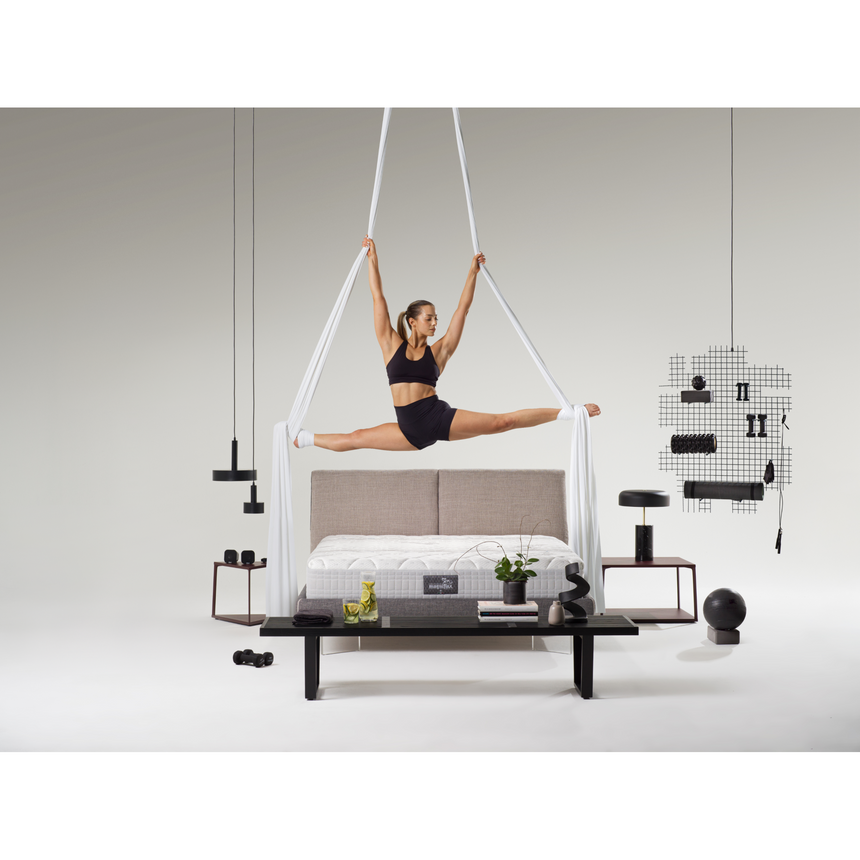 Checkered Firm Mattress | Magniflex Magnistretch | Italianfurniture.com