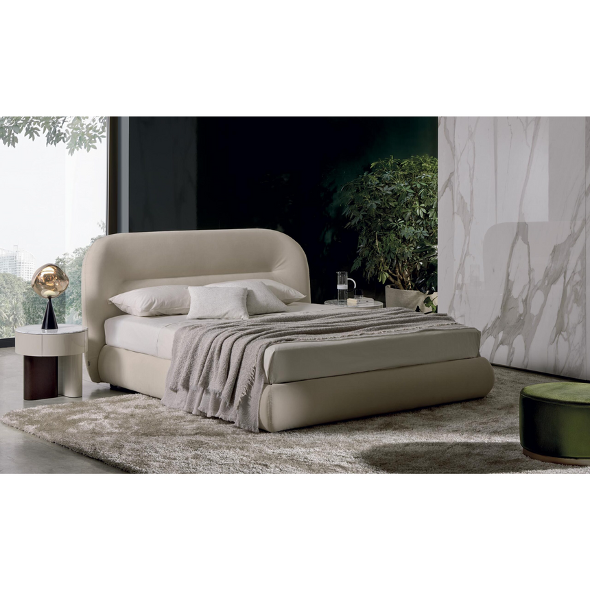 Upholstered Curved Bed | Marelli Noah | Italianfurniture.com