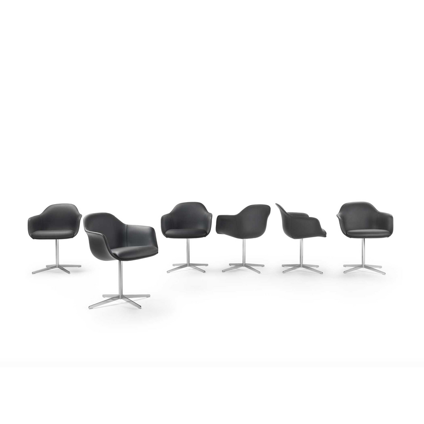 Shell Swivel Armchair | Marelli Chia | Italianfurniture.com