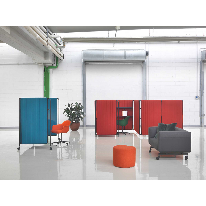 Shell Swivel Armchair | Marelli Chia | Italianfurniture.com