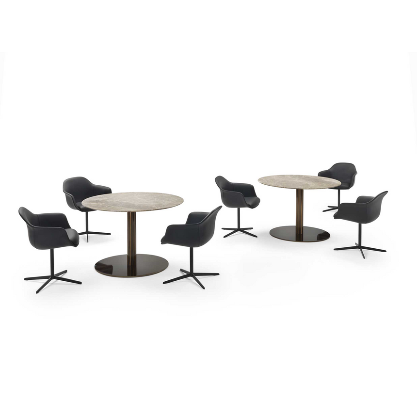 Shell Swivel Armchair | Marelli Chia | Italianfurniture.com